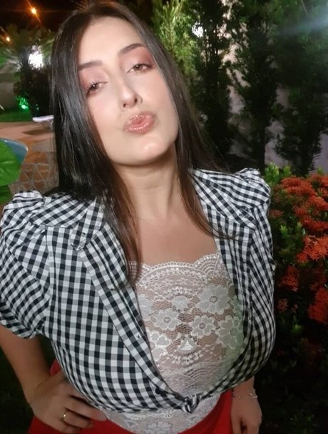 Michelly Rebechi onlyfans posts