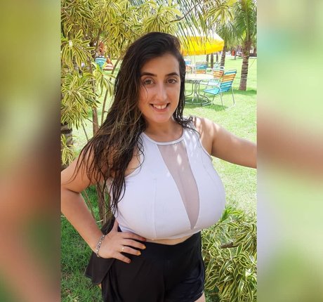 Michelly Rebechi onlyfans leaks