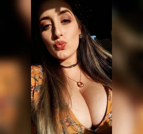 Michelly Rebechi onlyfans leak new