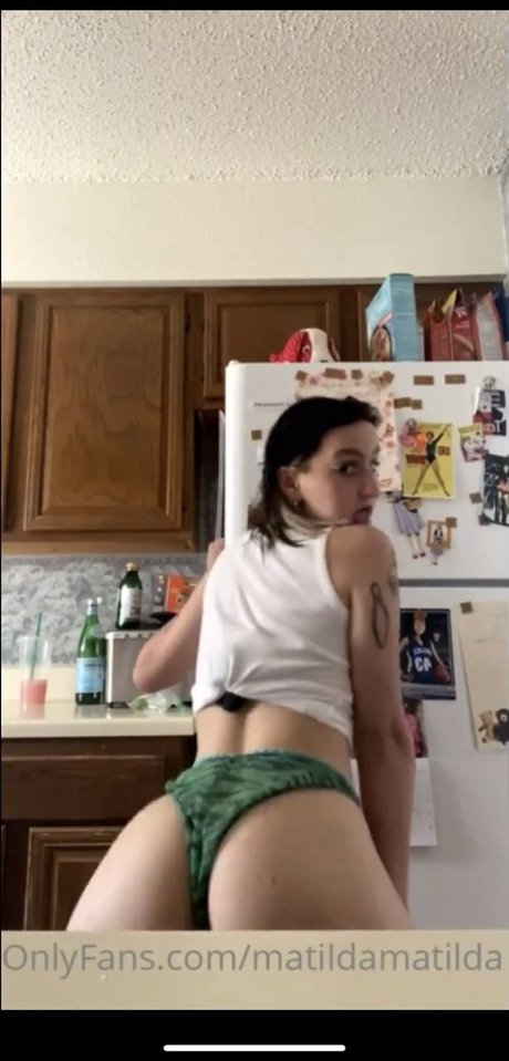 mole tilda onlyfans nude