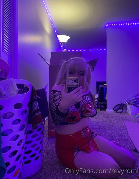 revyromi onlyfans leaked nudes