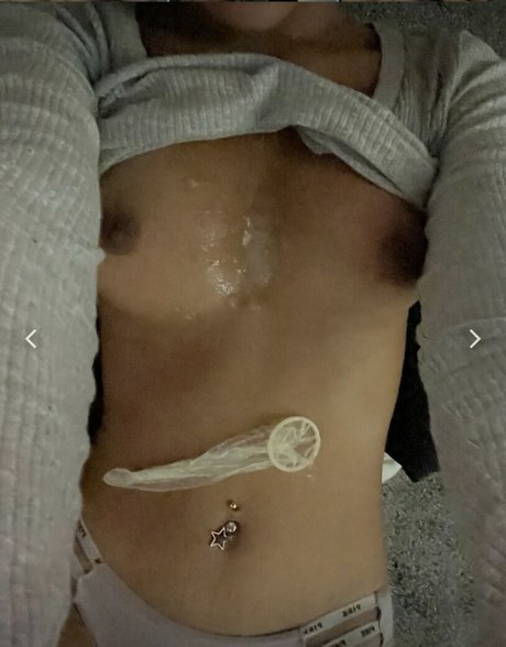 naybaexox onlyfans nude leaks