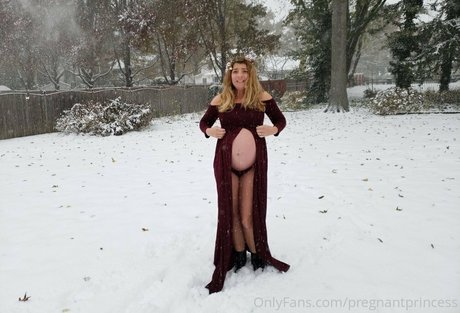pregnantprincess nude only fans leaks