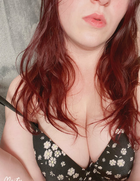 lewdlunarprincess topless onlyfans