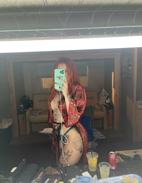 bellathornevip onlyfans.