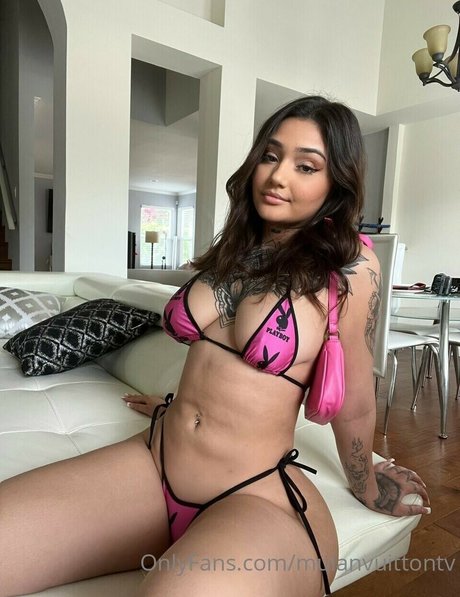 MulanVuitton onlyfans leaked