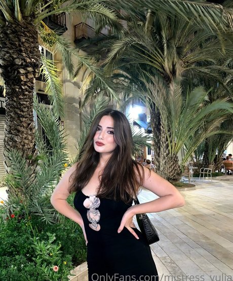 findomylia onlyfans free content