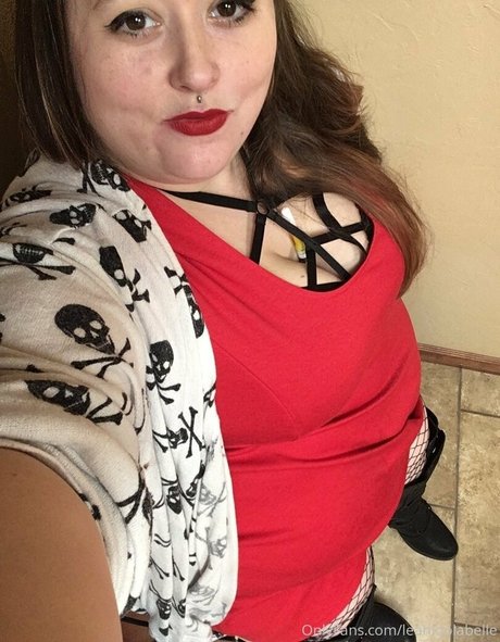 leahloolabelle onlyfans archive