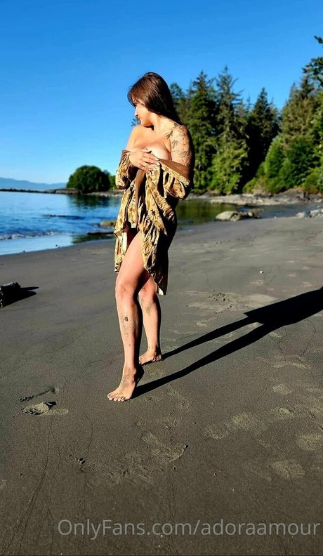 adoraamour naked onlyfans leak