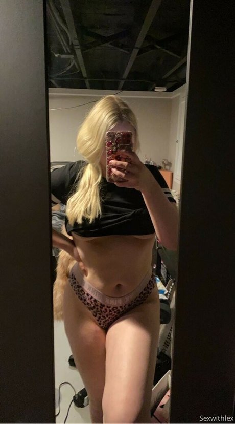 sexwithlex onlyfans porn