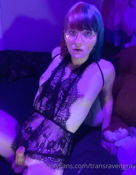 transravengray onlyfans model photos