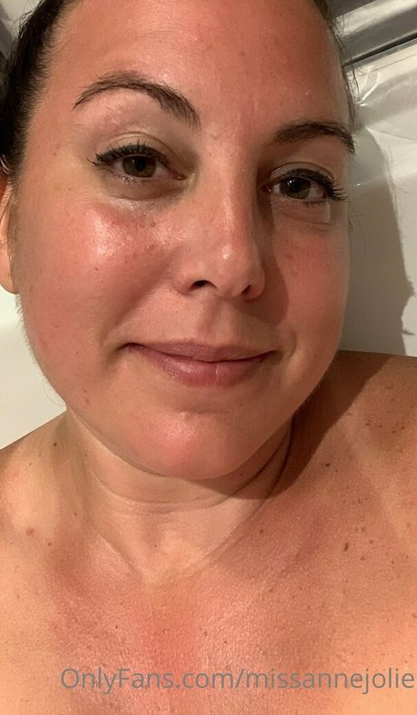 missannejolie onlyfans leaks xxx