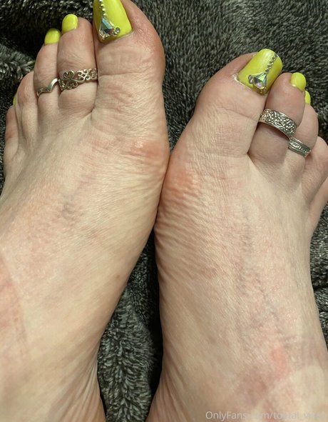 toetal vixen onlyfans topless