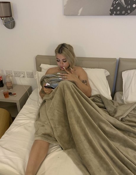 mrandmrsjewels onlyfans images