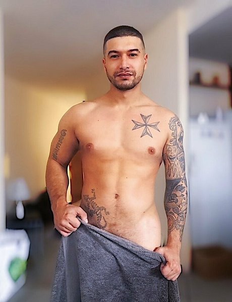 mrandmrsjewels onlyfans boobs