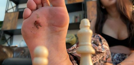 giantessroma onlyfans nudes leaks