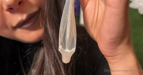 giantessroma porn onlyfans