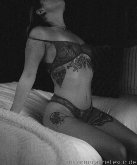 gabriellesuicide onlyfans pics leaked