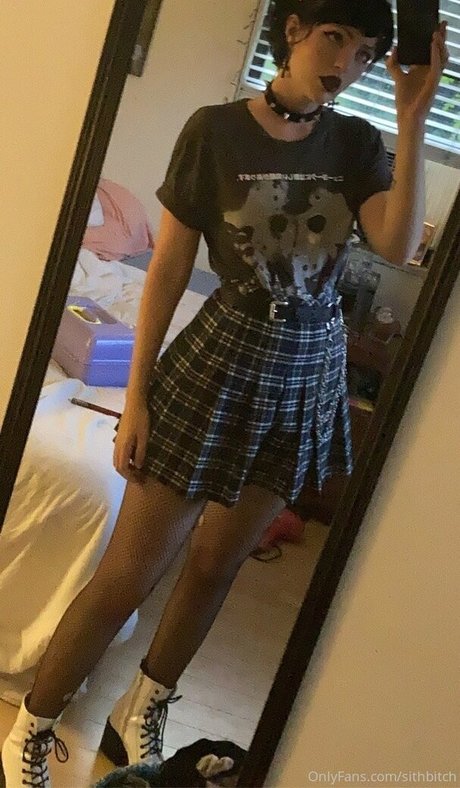 sithbitch onlyfans picture