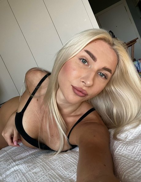 tanyahoney nude only fans