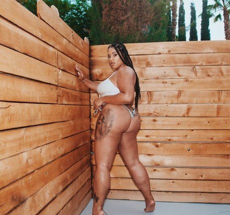 raquelsavage nude only fans