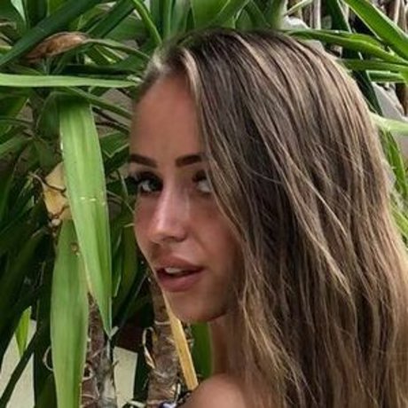 ale alexandra79 onlyfans nsfw