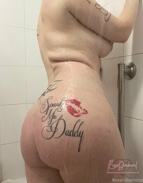 RoxxiDiamond sexy onlyfans