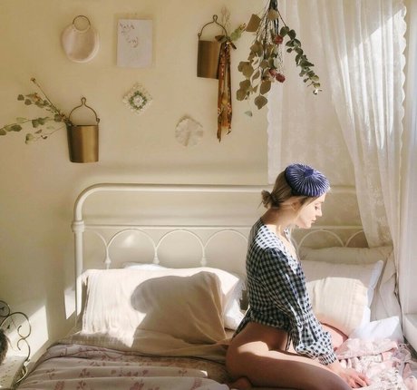 alittle vampy leaked onlyfans nudes