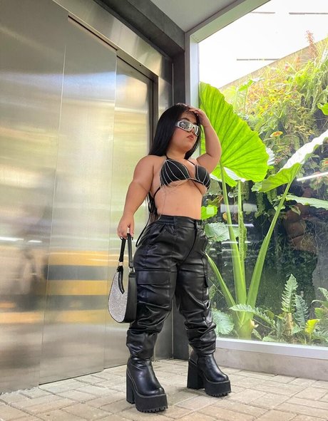 Maria Guevito onlyfans desnuda