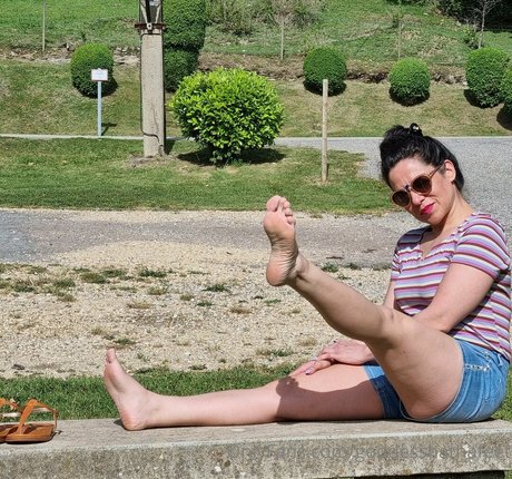 goddesshathafeet only fans nudes