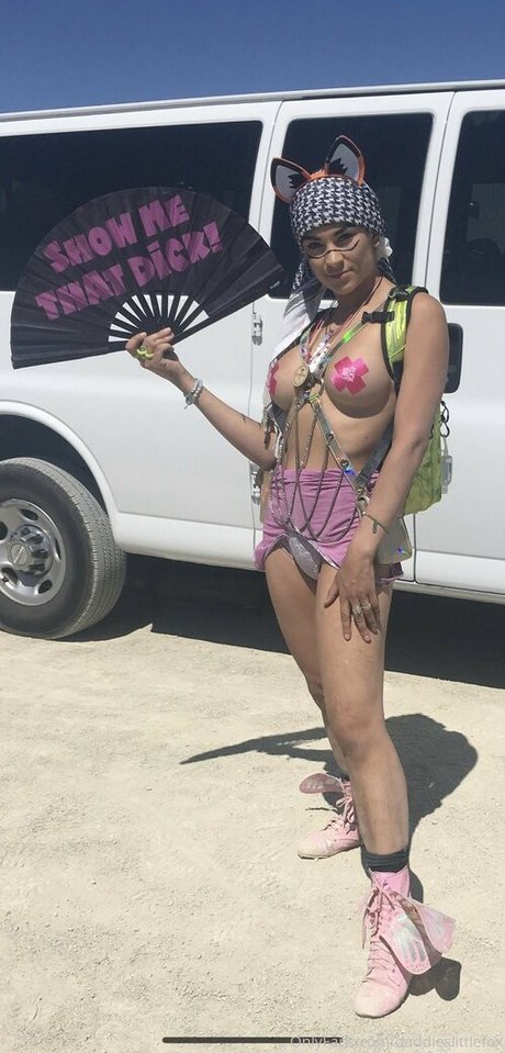 daddieslittlefox strip onlyfans