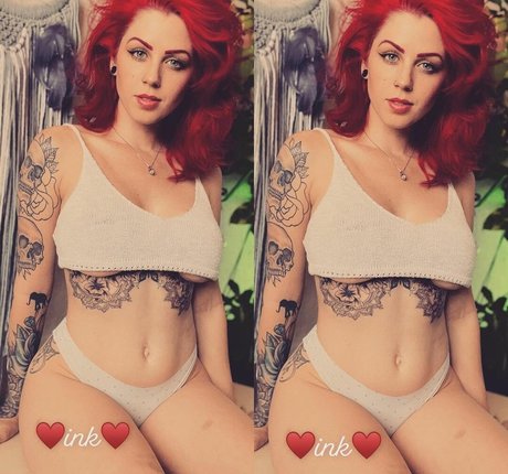 Punkqueenxoxo only fans nude leaks