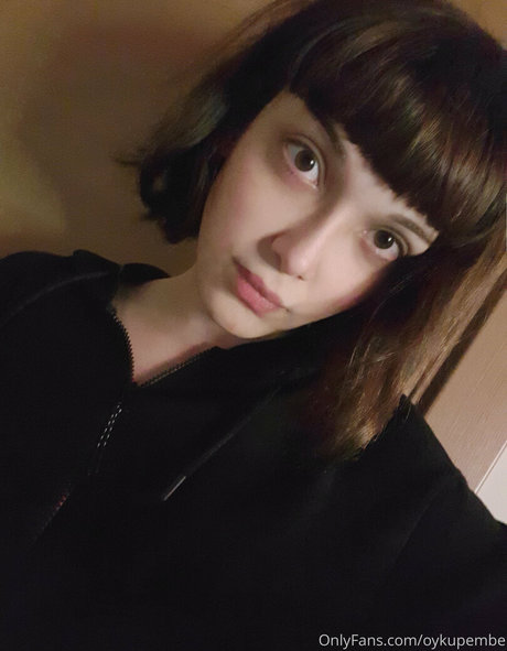 oyku pembe onlyfans leaks