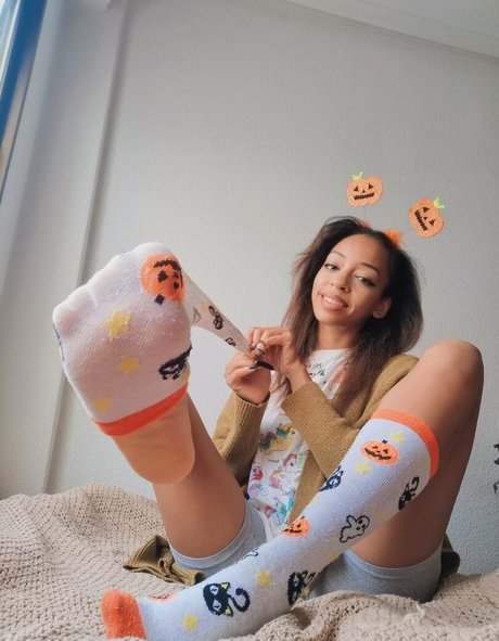 feetofmelanie naked onlyfans pics