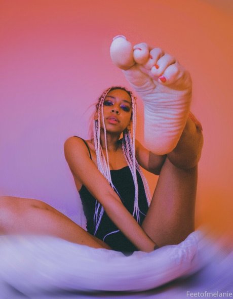 feetofmelanie leaked onlyfans pics