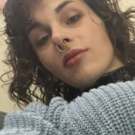 Dahlia Crimson onlyfans leaks.