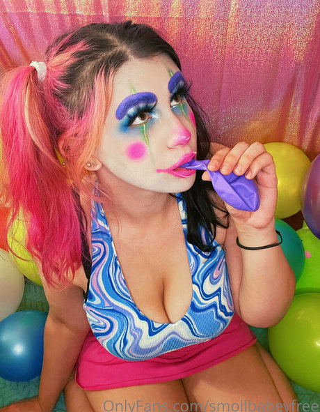 smollbabeyfree nude onlyfans porn