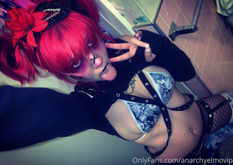 Anarchyelmovip nudes only fans