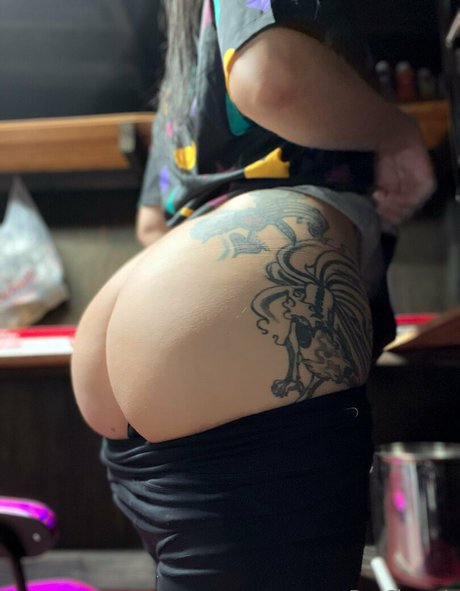 AKrCos onlyfans boobs