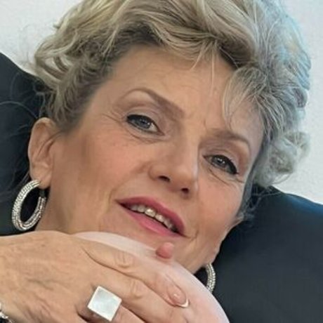 Lady Sonia free onlyfans