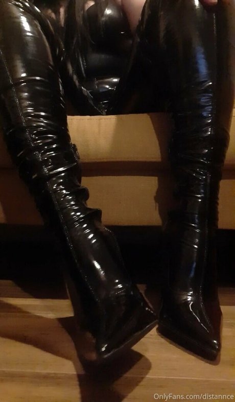 distannce is on onlyfans