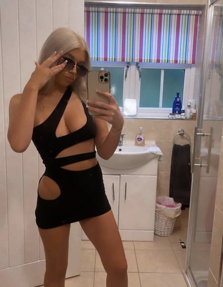 Neve Ellel onlyfans sex leak