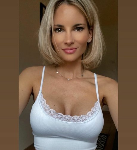 Martina Kadlecikova onlyfans model