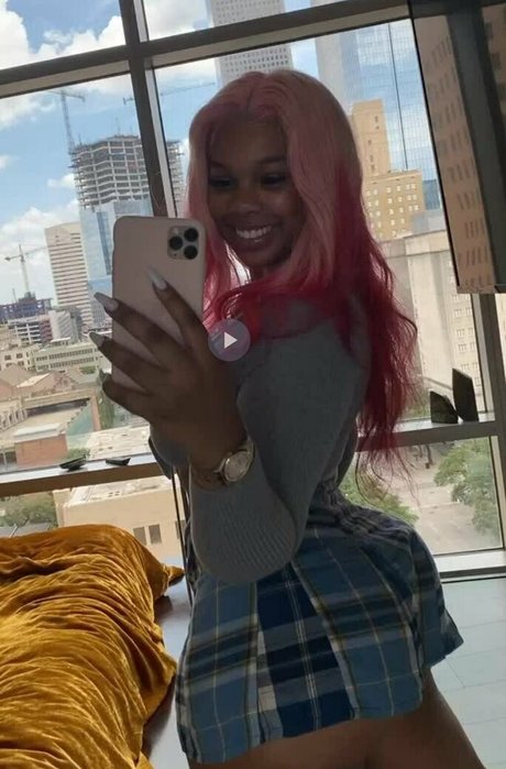 ravieloso naked onlyfans leaked