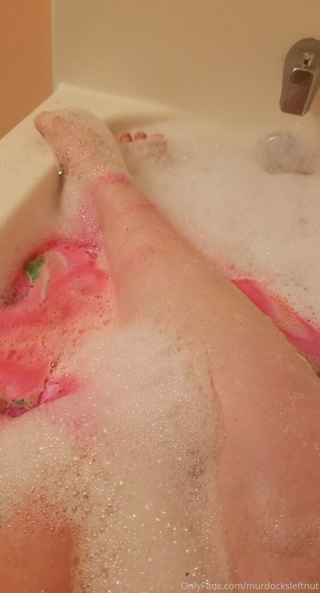 murdocksleftnut onlyfans nude tits