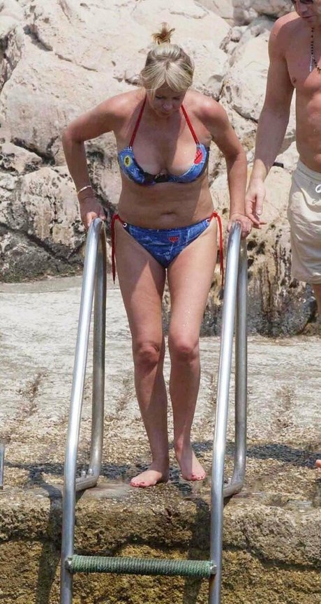 Leslie Ash onlyfans porn