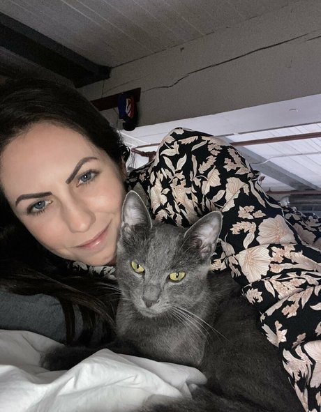 freequinnlivid joi onlyfans