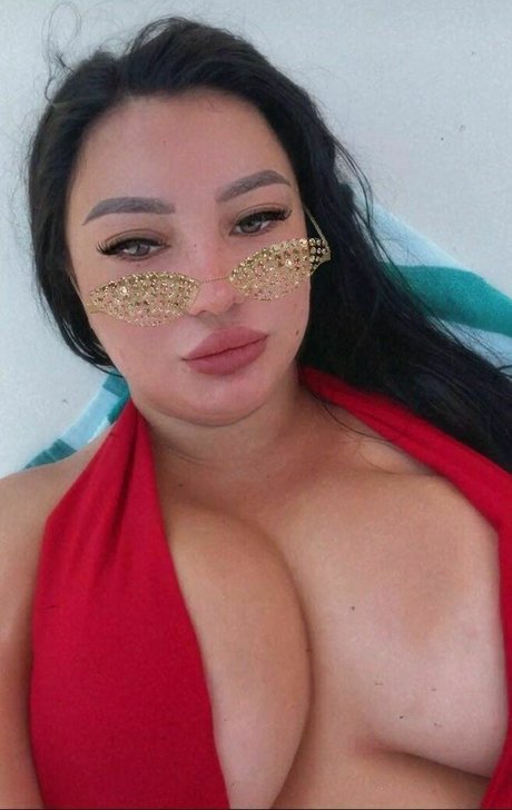 kitty onlyfans pretty photos