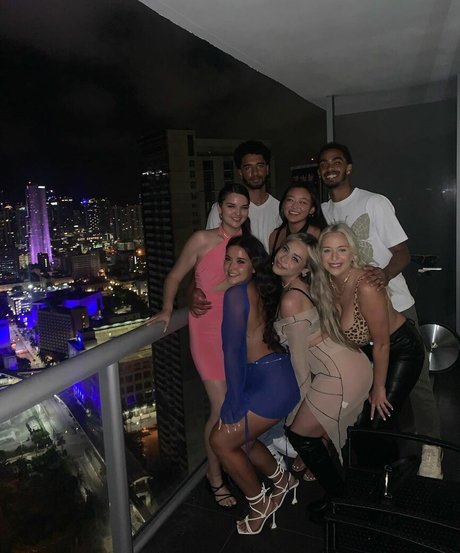 Holly Youpa naked onlyfans pics