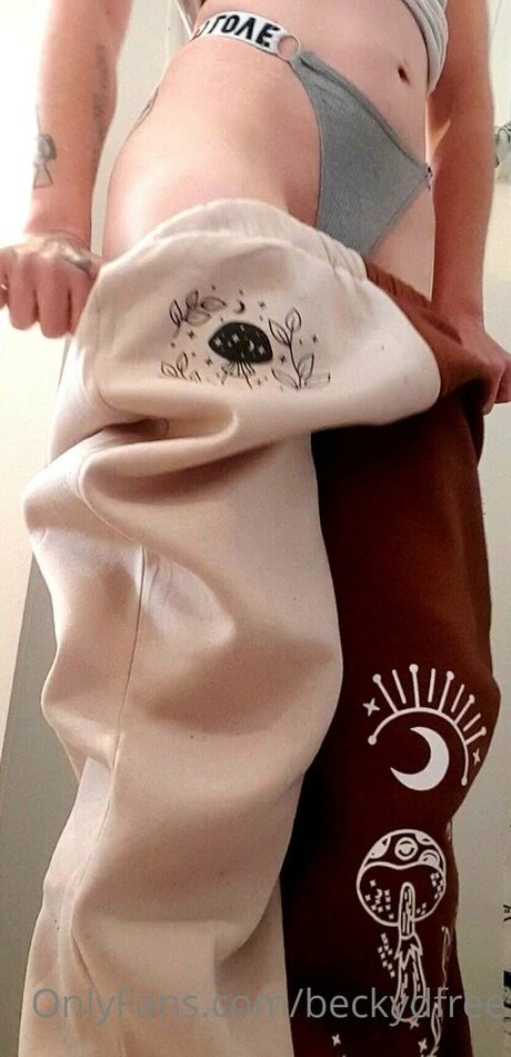 beckydfree onlyfans leaks nudes